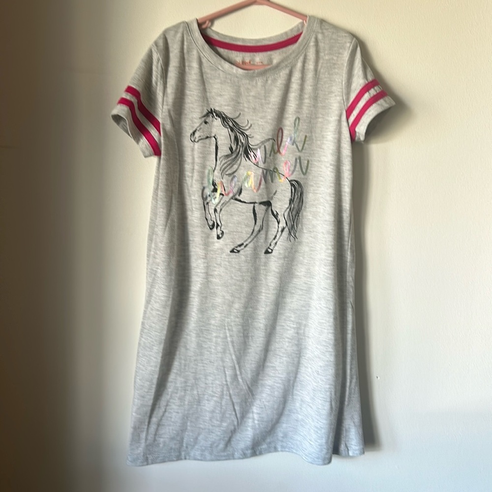 Girls nightgown